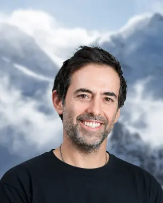 Yuval Rooz